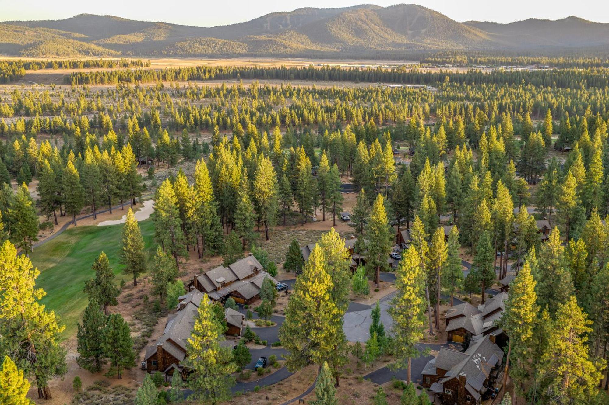 The Cottages - Golf, Pool, Play - 2-Bedroom Truckee Bagian luar foto